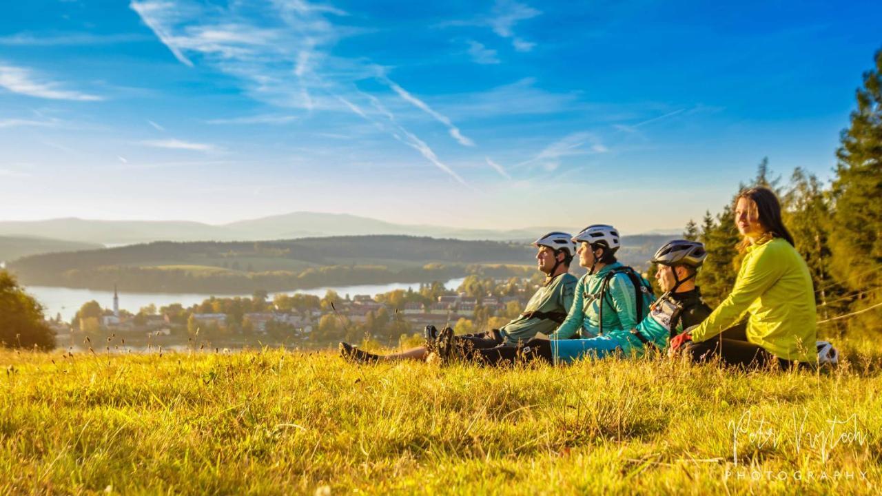 Apartmán na Lipně Frymburk Esterno foto